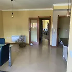 Welcoming House With Terrace And Garden In Barra De Mira Vakantiehuis
