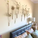 Welcoming House With Terrace And Garden In Barra De Mira Vakantiehuis *