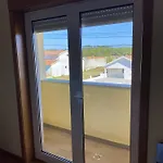 Vakantiehuis Welcoming House With Terrace And Garden In Barra De Mira *