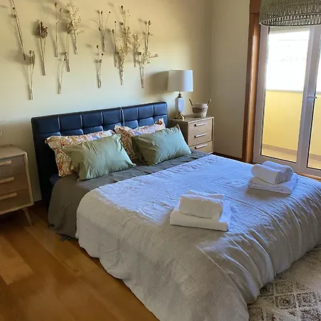 Vakantiehuis Welcoming House With Terrace And Garden In Barra De Mira *