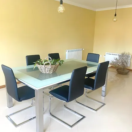 Welcoming House With Terrace And Garden In Barra De Mira Vakantiehuis *