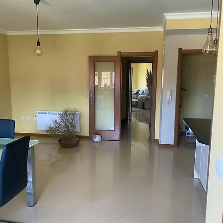 Welcoming House With Terrace And Garden In Barra De Mira Casa de Férias Areao