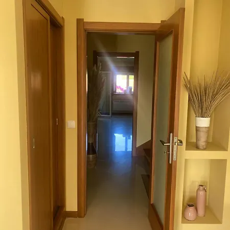 Welcoming House With Terrace And Garden In Barra De Mira Casa de Férias *