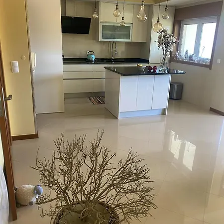 Welcoming House With Terrace And Garden In Barra De Mira Casa de Férias
