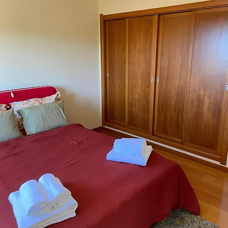 Welcoming House With Terrace And Garden In Barra De Mira Areao