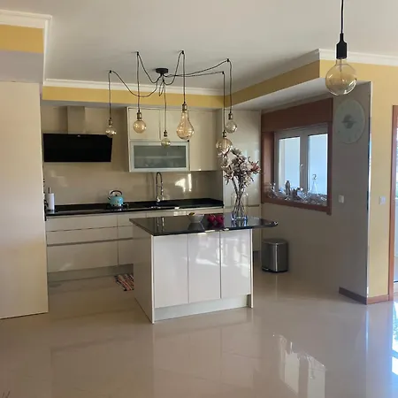 Welcoming House With Terrace And Garden In Barra De Mira Vakantiehuis *