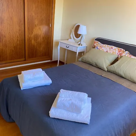 Welcoming House With Terrace And Garden In Barra De Mira Vakantiehuis Areao
