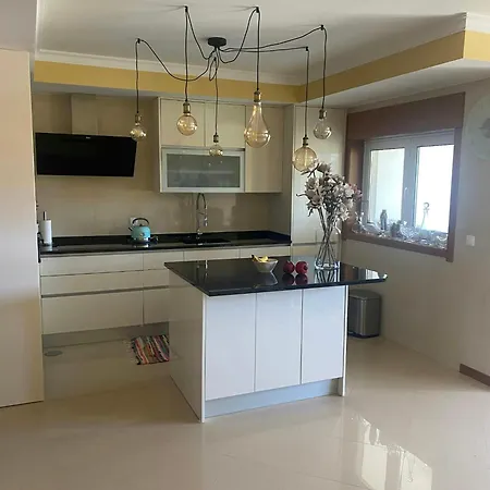 Welcoming House With Terrace And Garden In Barra De Mira
