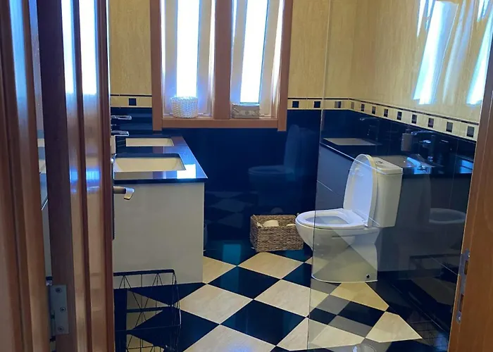 Welcoming House With Terrace And Garden In Barra De Mira Σπίτι διακοπών Areao