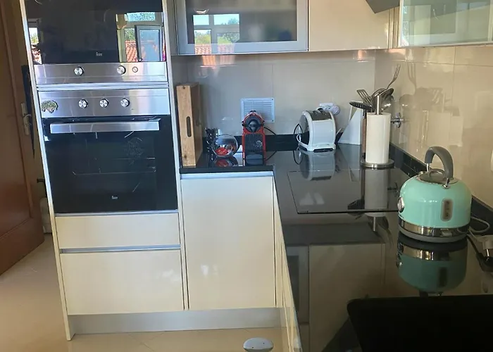 Welcoming House With Terrace And Garden In Barra De Mira