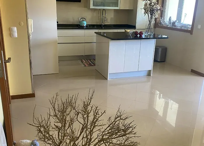 Welcoming House With Terrace And Garden In Barra De Mira Σπίτι διακοπών