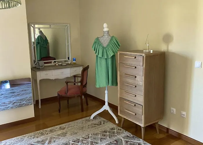 Welcoming House With Terrace And Garden In Barra De Mira Σπίτι διακοπών