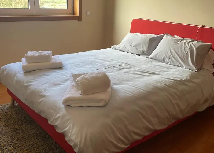 Welcoming House With Terrace And Garden In Barra De Mira Σπίτι διακοπών