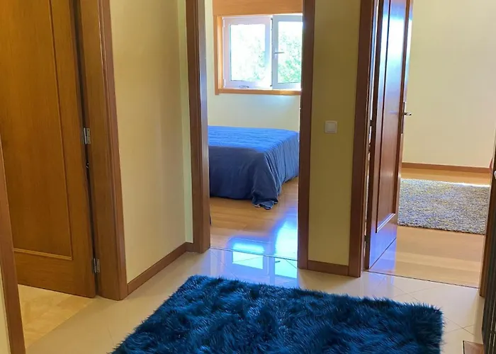 Welcoming House With Terrace And Garden In Barra De Mira Σπίτι διακοπών *