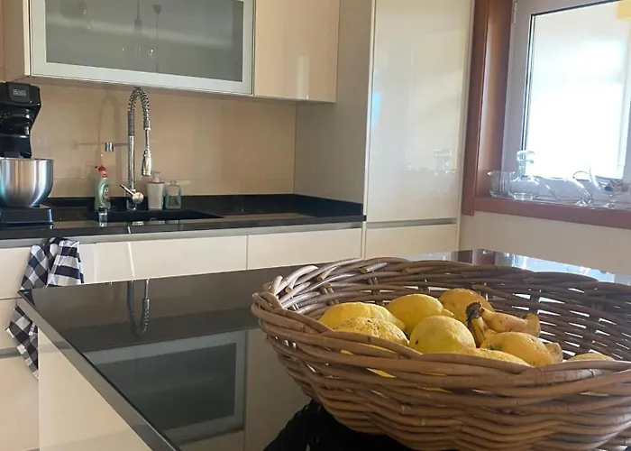 Welcoming House With Terrace And Garden In Barra De Mira * Areao